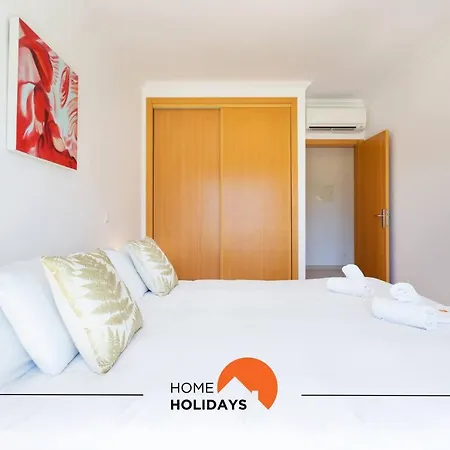 #154 V2 Branca 54 By Holidays Holiday home *