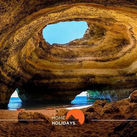 #154 V2 Branca 54 By Holidays Holiday home